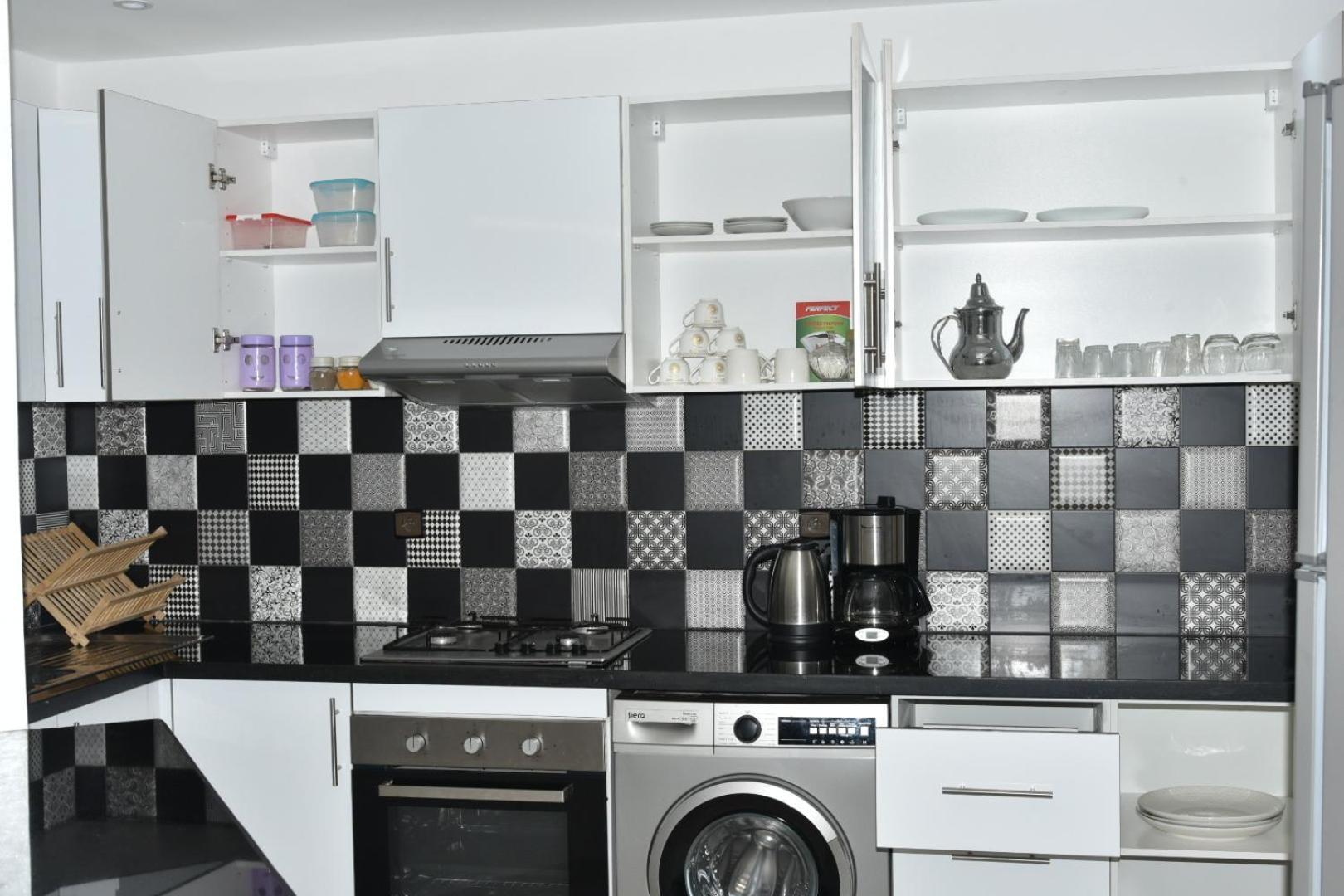 Bright 3-Br In Heart Of Kenitra-Perfect Summer Stay With Parking! Eksteriør bilde